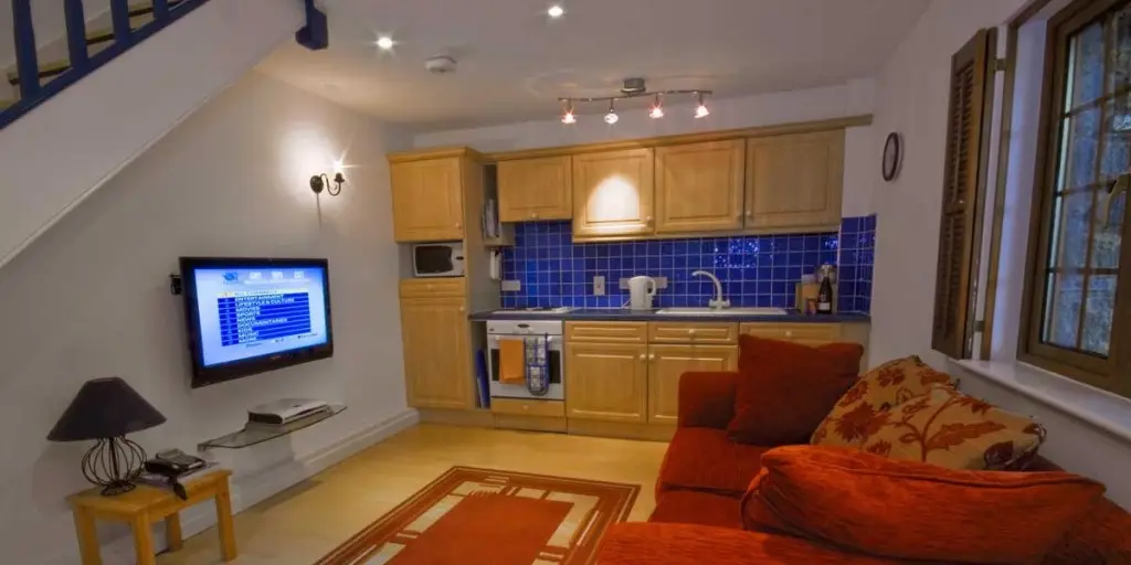 La Pointe Farm - Guernsey Self Catering - Cobo Apartment - Lounge Area