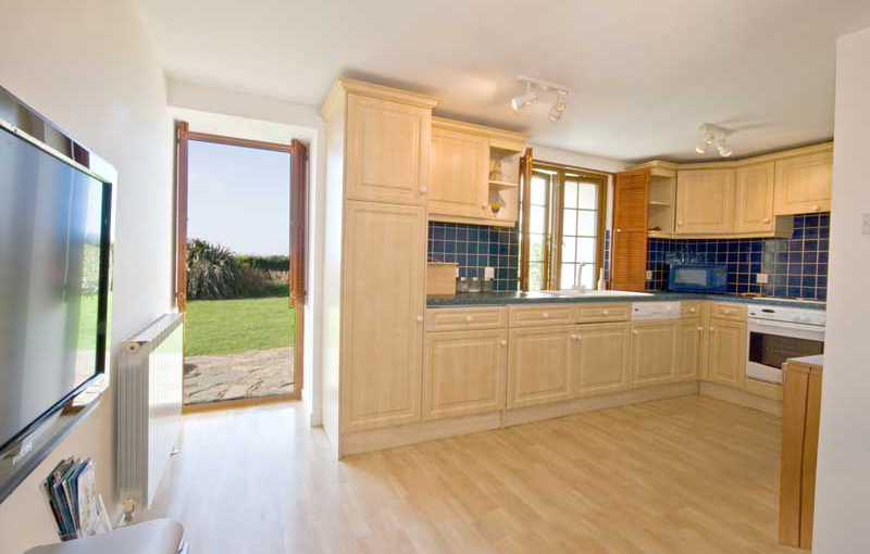 La Pointe Farm - Guernsey Self Catering - Perelle Apartment - Living Area